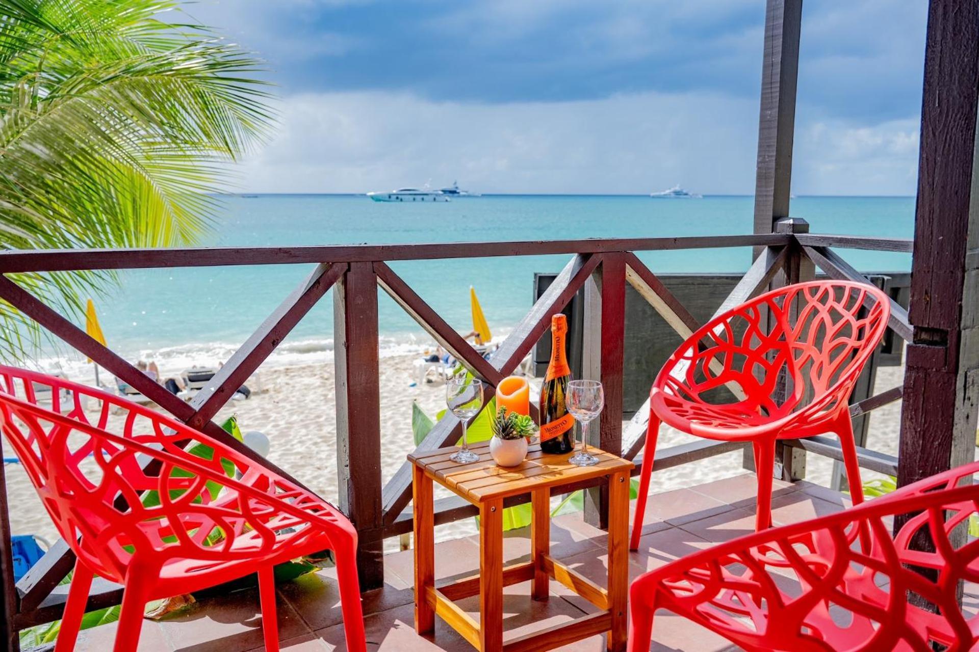 Mary'S Boon Beach Resort & Spa Bahía de Simpson Exterior foto
